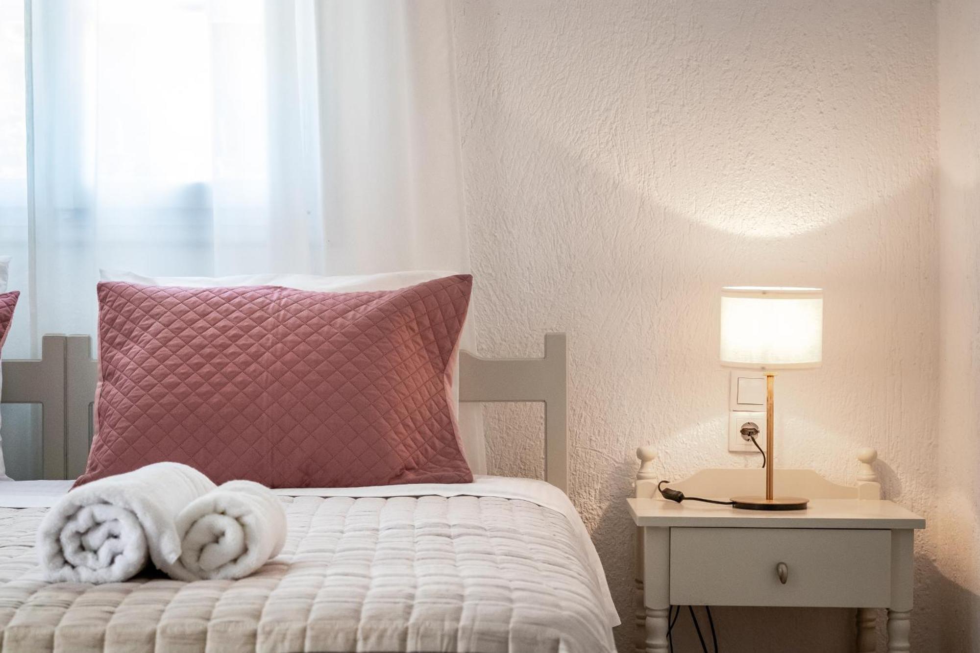 Aelia Apartment Скопелос Екстериор снимка